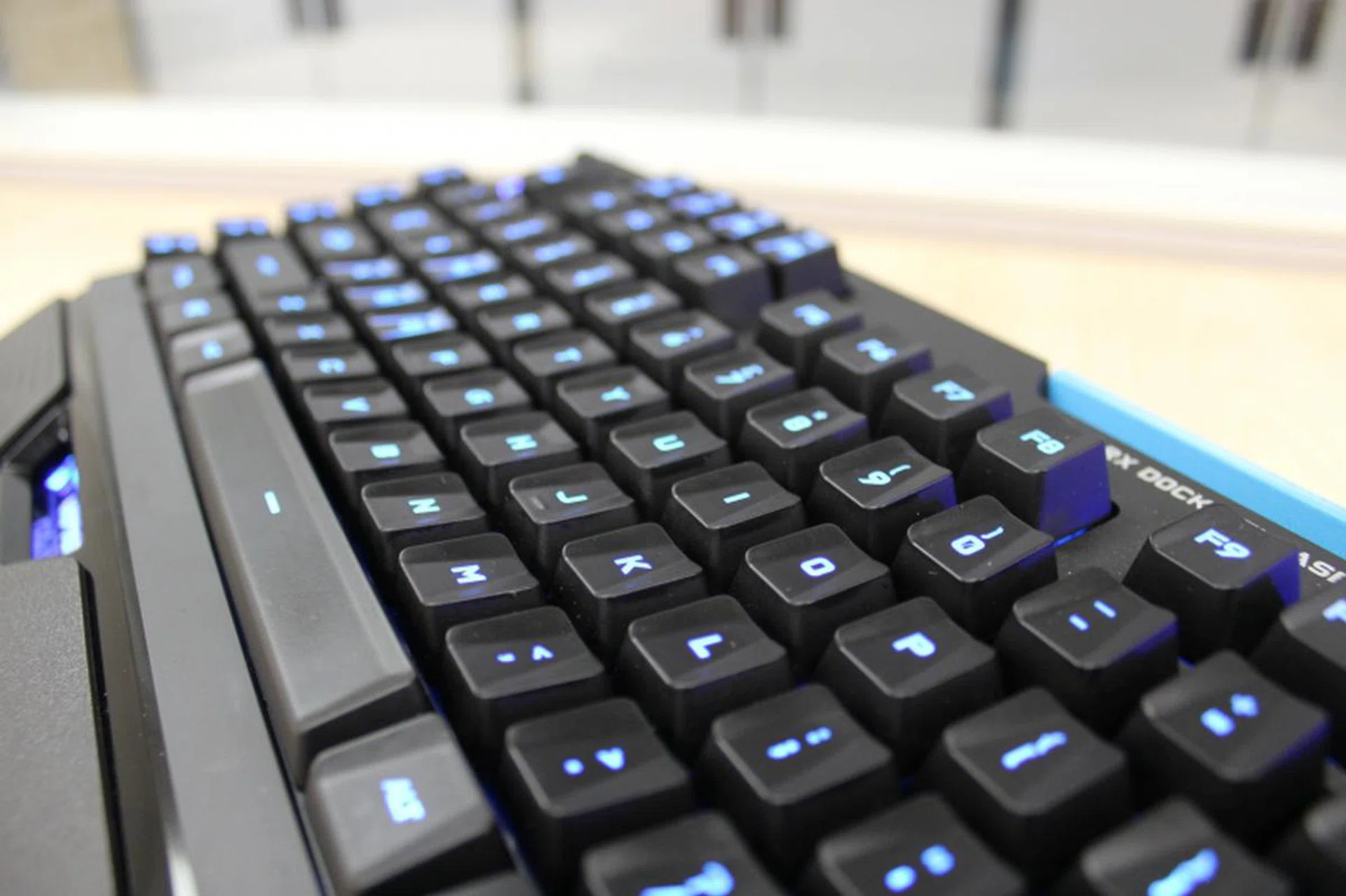 The keys have a slight angular concave design to them, letting your fingers slip in to place on the desired key easily. This definitely helps avoid your fingers straying out of their intended position.