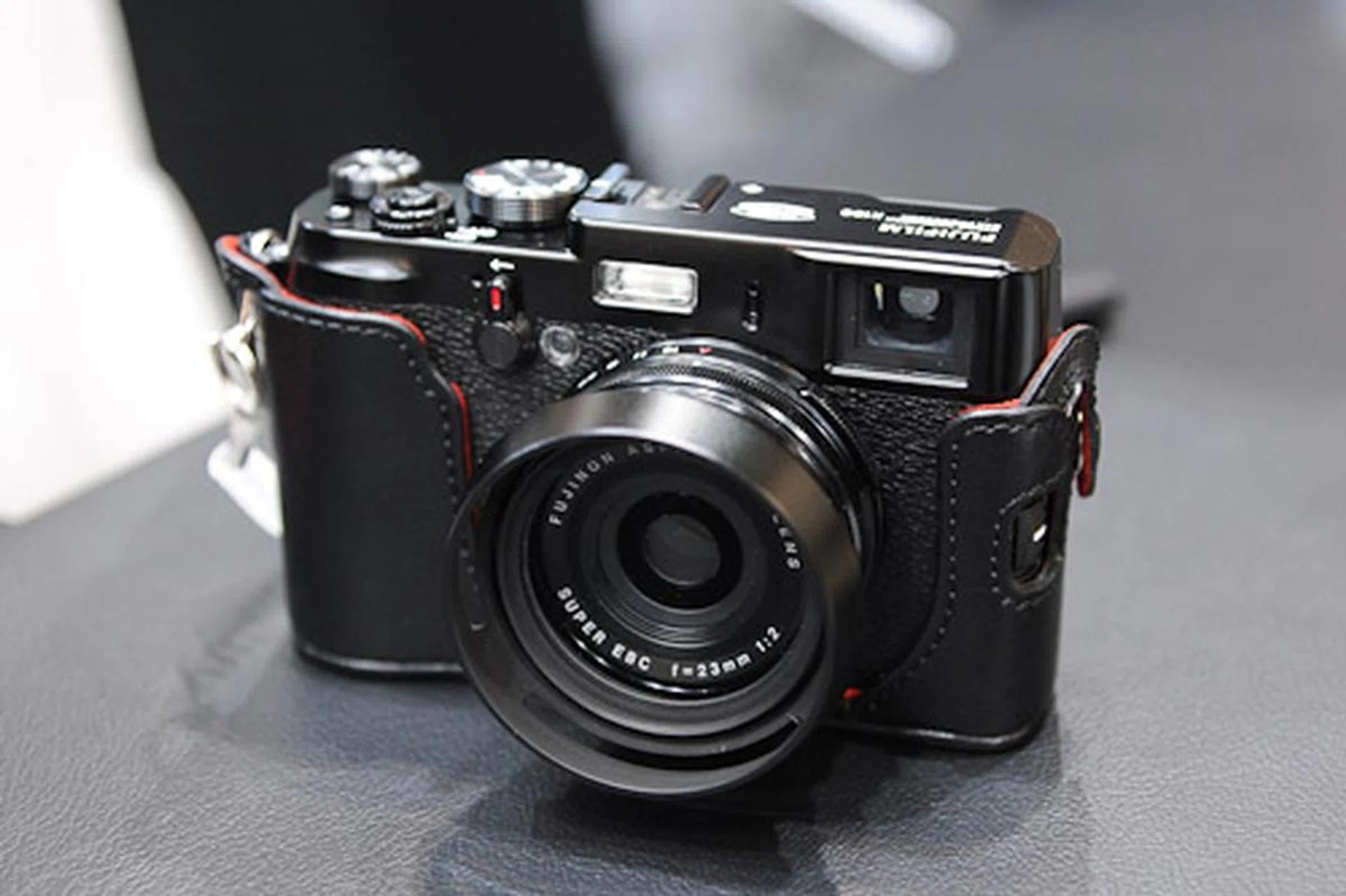 Looking like but not quite the X-Pro 1 was the limited edition black X100. Nothing besides the paint color is different.