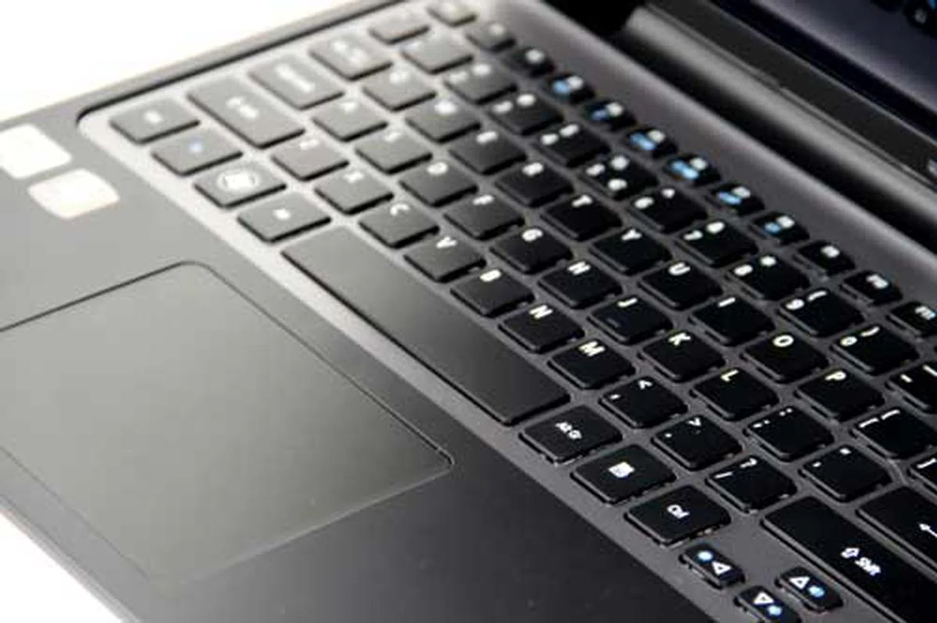 Yes, the keyboard has a bit of flex, but thankfully the keys themselves provide a fair bit of resistance that make the typing experience fairly good. Also note the huge trackpad that is a pleasure to use.