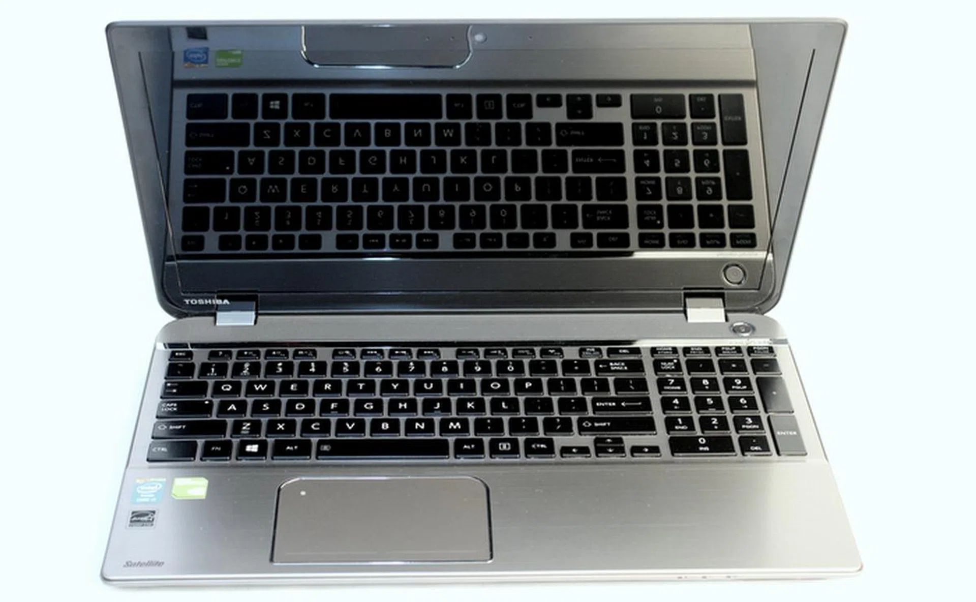 The keyboard to palm rest is a single piece of machined aluminum, which makes the P50 look sophisticated and more premium than its price would suggest. 