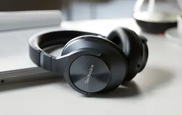 Technics EAH-A800 (Image source: Technics)