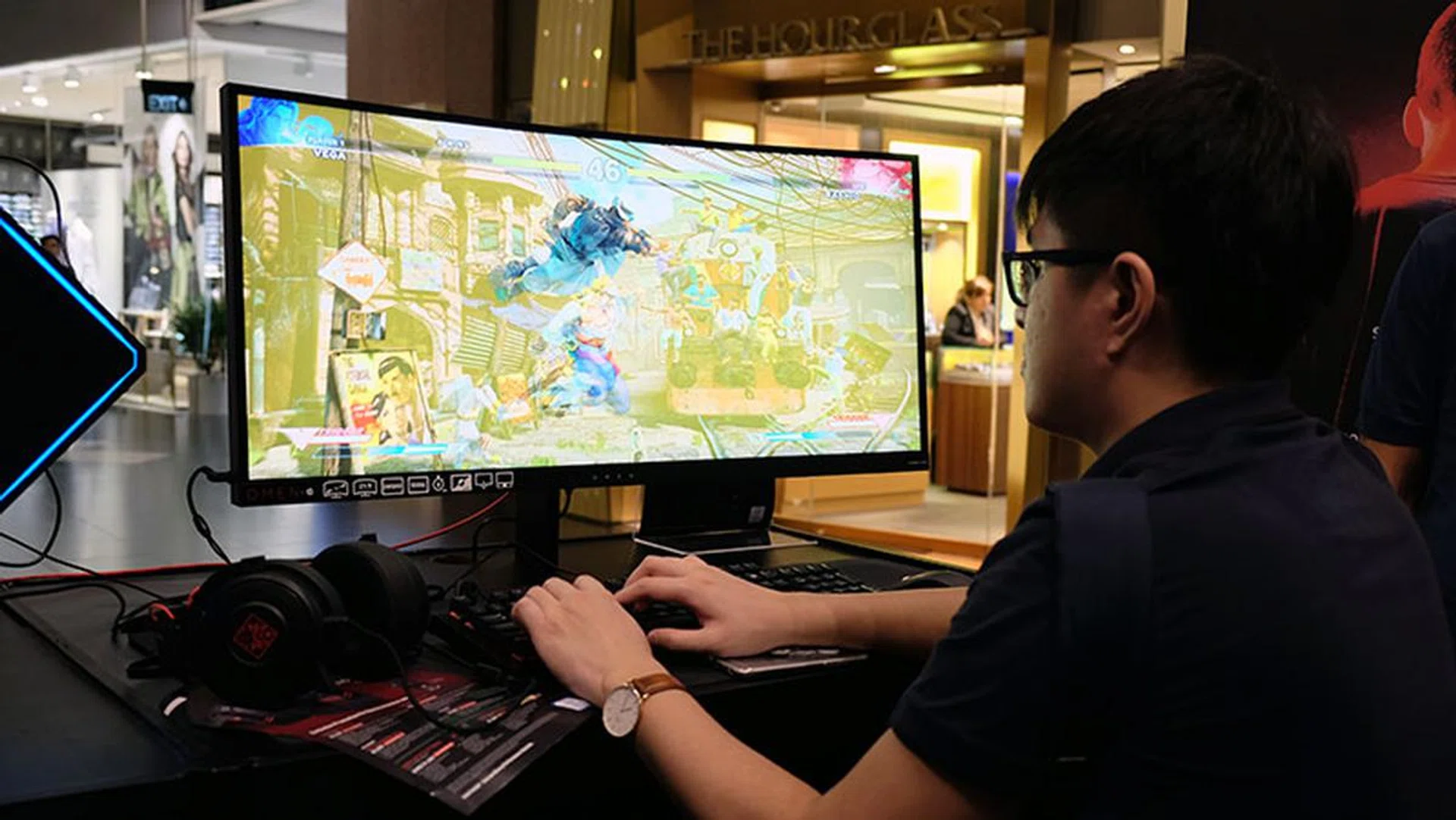 The sprawling 35-inch HP Omen X 35 curved monitor.