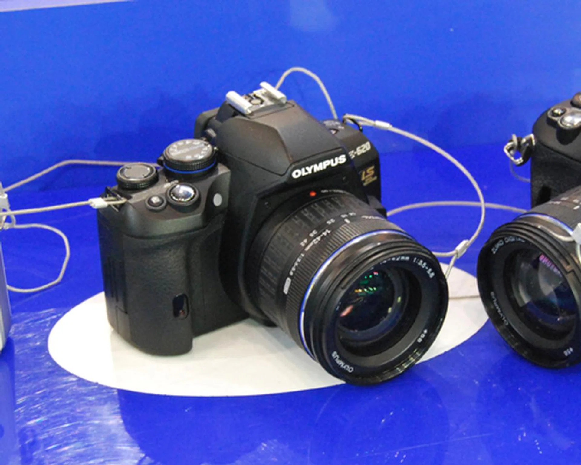 Traditional photographers would probably take to the Olympus E-620, priced at $1,298 and $1,498 for the single and twin lens kit respectively. The E-620 allows you to record images at four different apsect ratios, armed with a 12.3-megapixel sensor that does 24 AF points group into 7 positions.