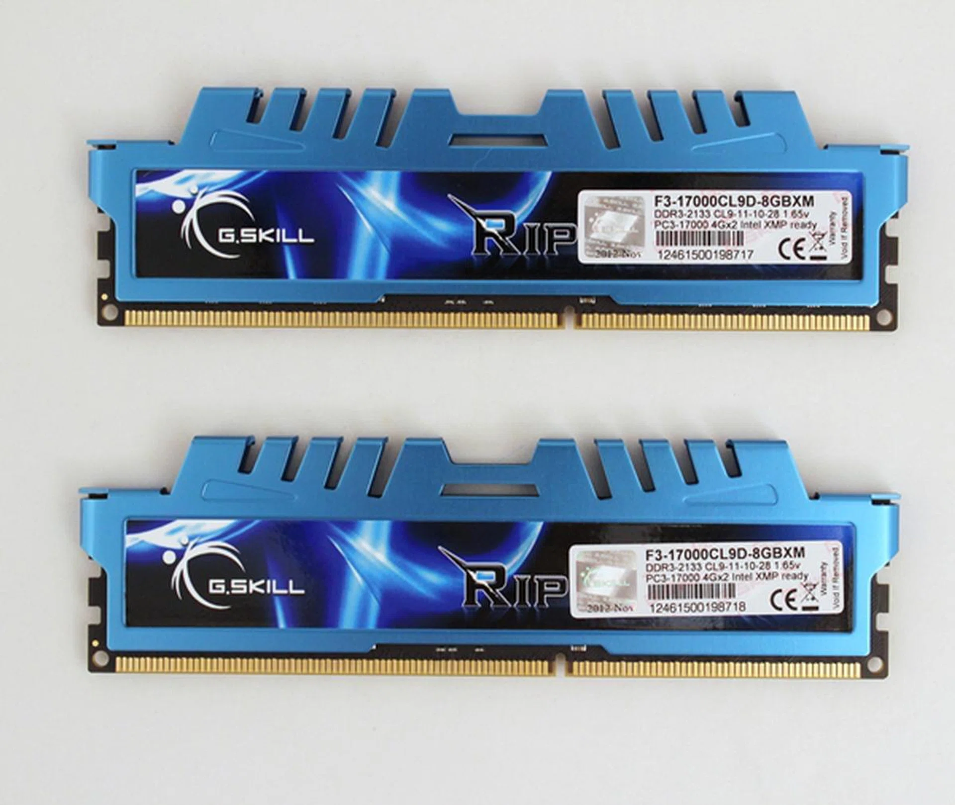 The G.Skill RipJawZ memory module sports a light blue heatspreader with teeth that vaguely resemble that of a buzzsaw.