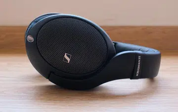 This is the new Sennheiser HD 550. Looks familiar, doesn't it? Photo: HWZ