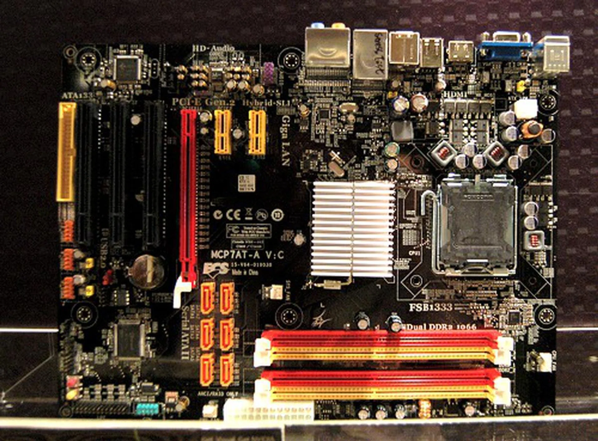 The ECS MCP7AT-T is yet another full ATX GeForce 9300 mGPU board.
