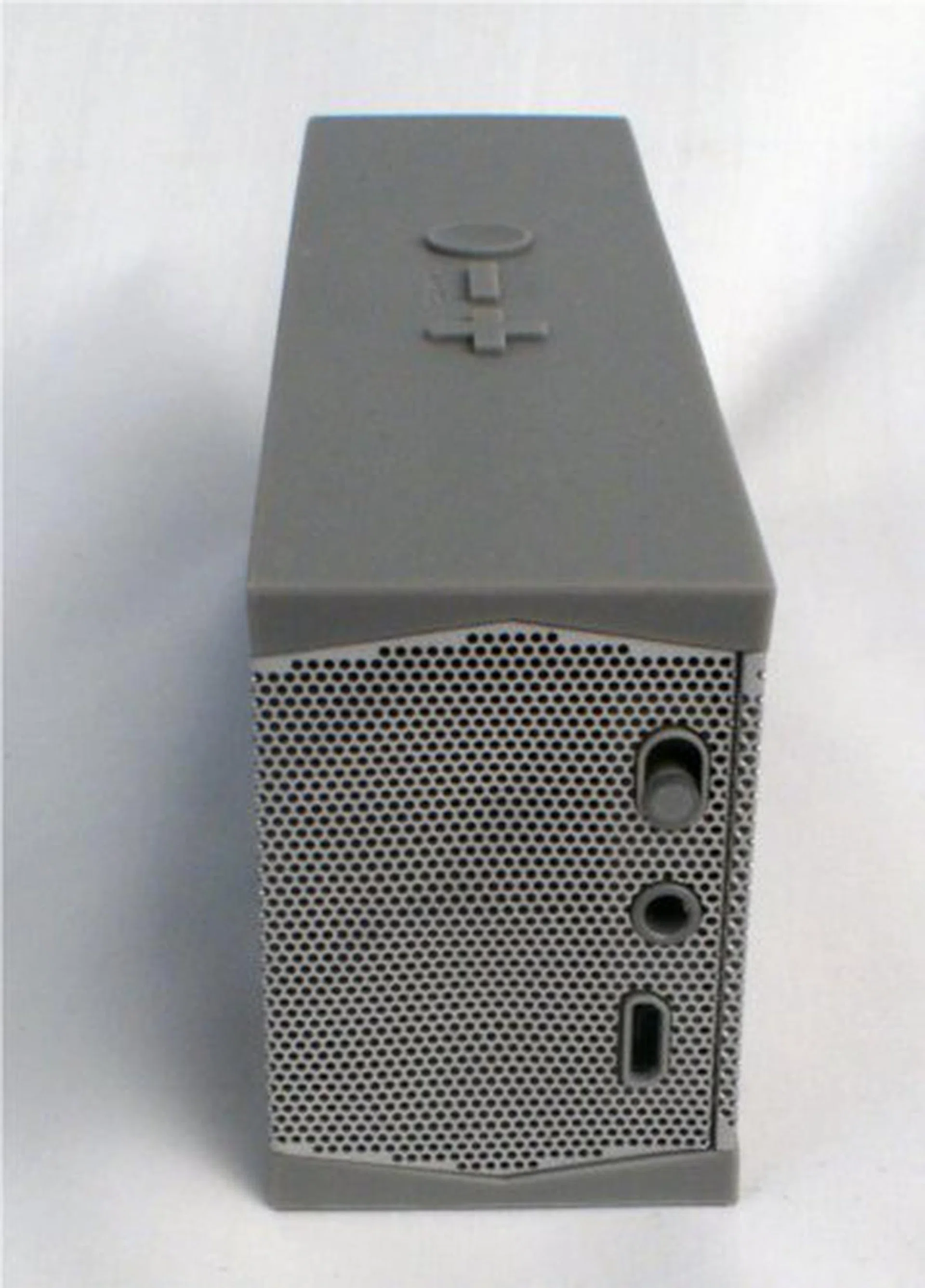 The 3.5mm jack and the Micro-USB port are situated on the side for easy access.