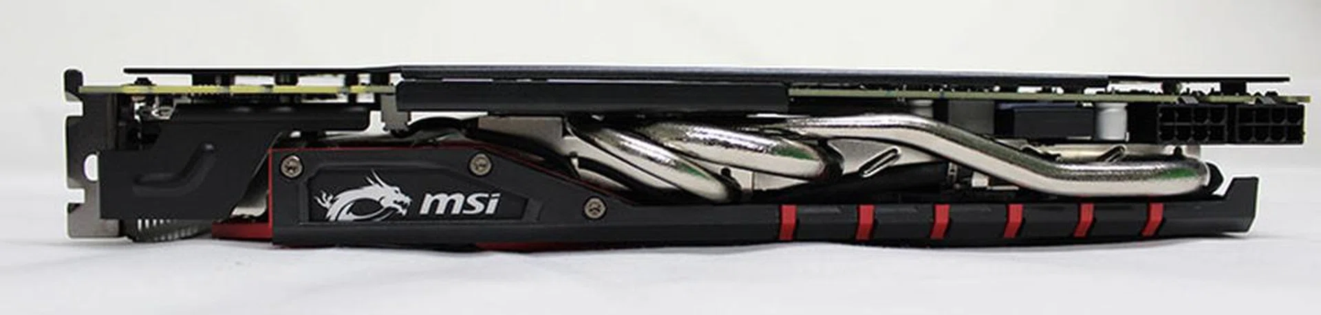 The 8mm-thick heatpipes are laid out for maximum cooling efficiency.