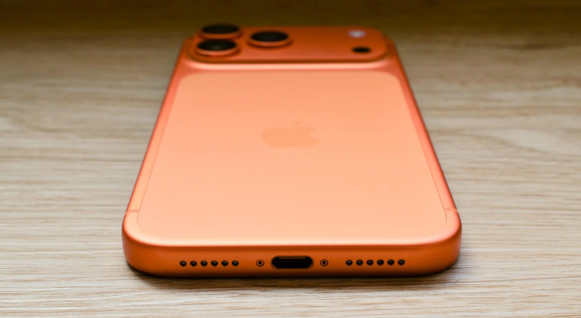 The USB-C port of the Apple iPhone 17 Pro Max.