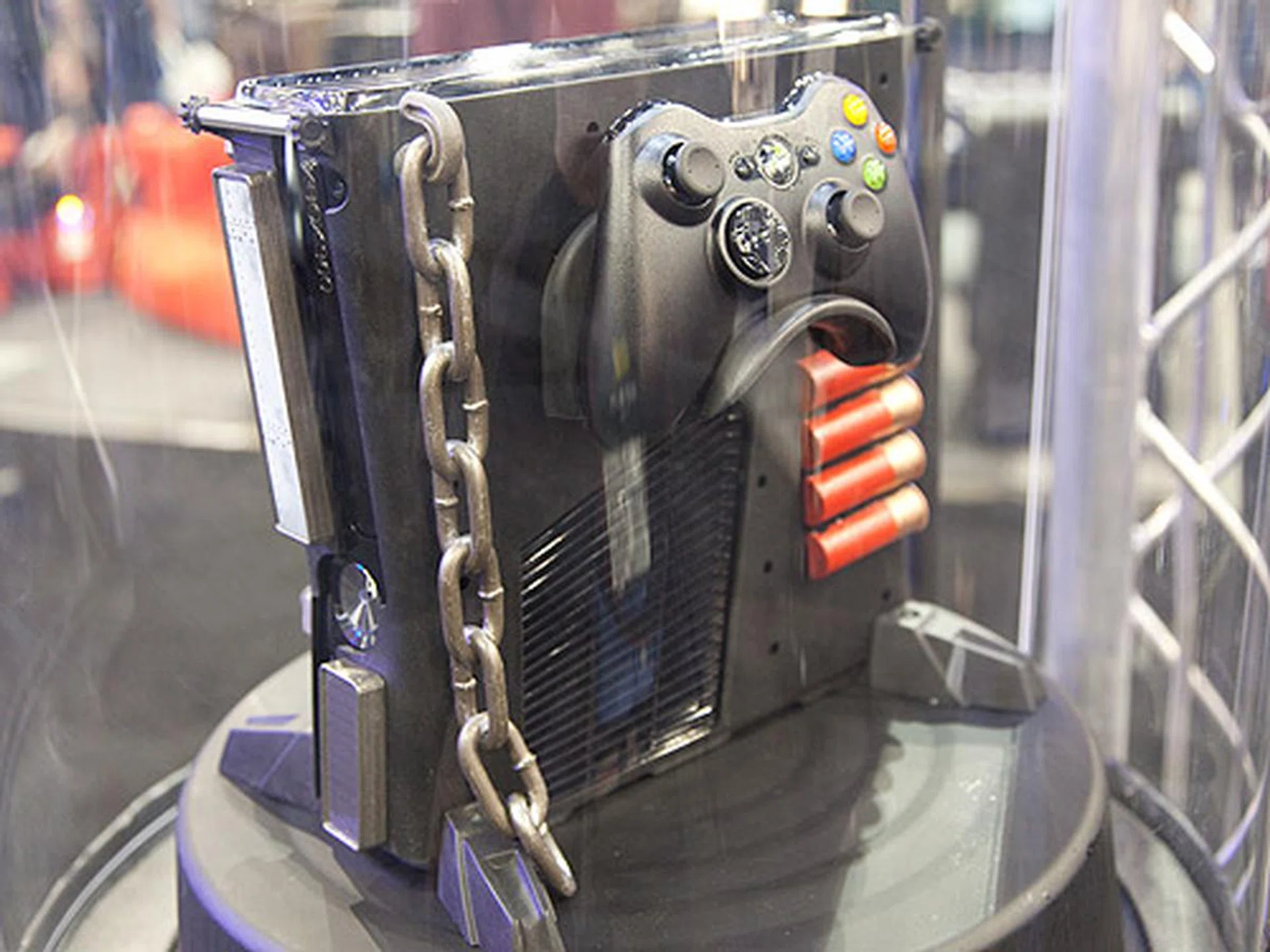 Calibur11 was there to showcase its range of console chassis mods. The  chassis mod does not only improve the cooling performance of your console but made to give the console its own unique style.