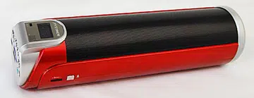 The Go! Ion 900 Torch resembles a cross between a vacuum flash and a torch. It is also similarly sized.