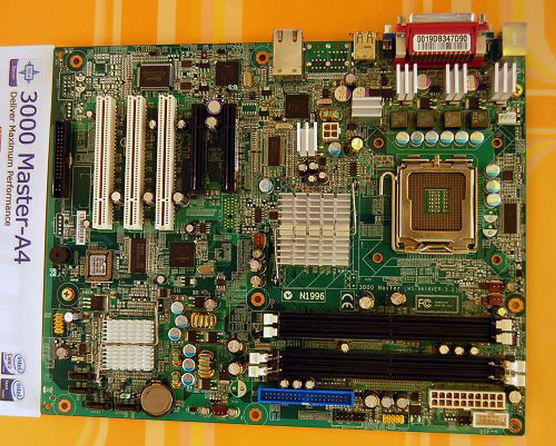  The 3000 Master-A4 is MSI's new uni-processor (LGA775) server motherboard based on the Intel 3000 chipset (and the ICH7R Southbridge). Supports up to 4GB of DDR2-667 unbuffered ECC memory, single PCIe based Gigabit LAN, 3 PCI slots, two PCIe x8 slots (one of them runs at x4 speeds only) and has an XGI Z7 graphics controller on board.  