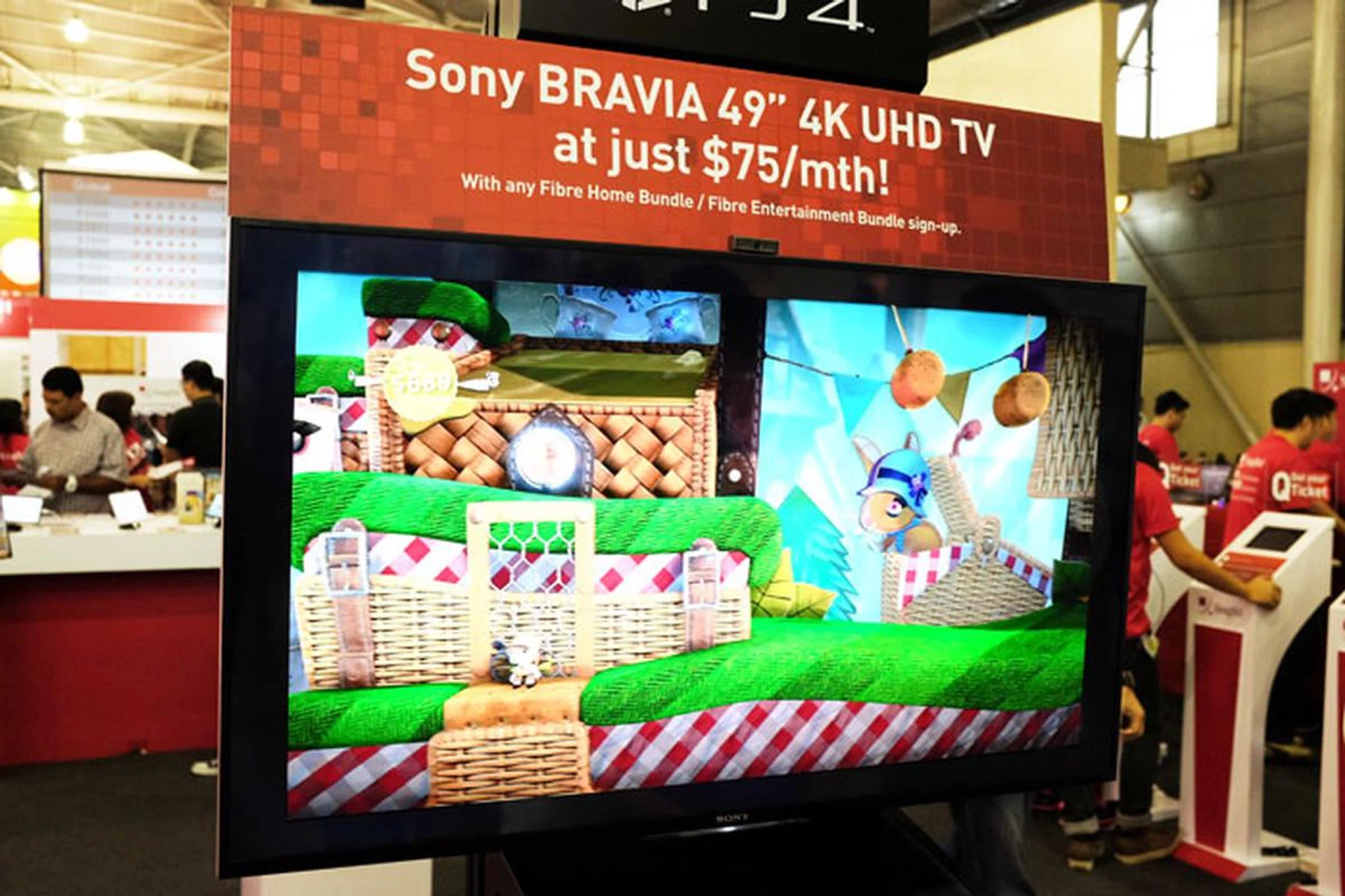 Pick up a Sony Bravia 49-inch 4K TV for just $75/month when you sign up for any SingTel Fibre Home Bundle broadband plan. Plans start as low as $69.90/month and come with a free wireless dual-band AC modem, home digital line with unlimited free local calls, and free installation.