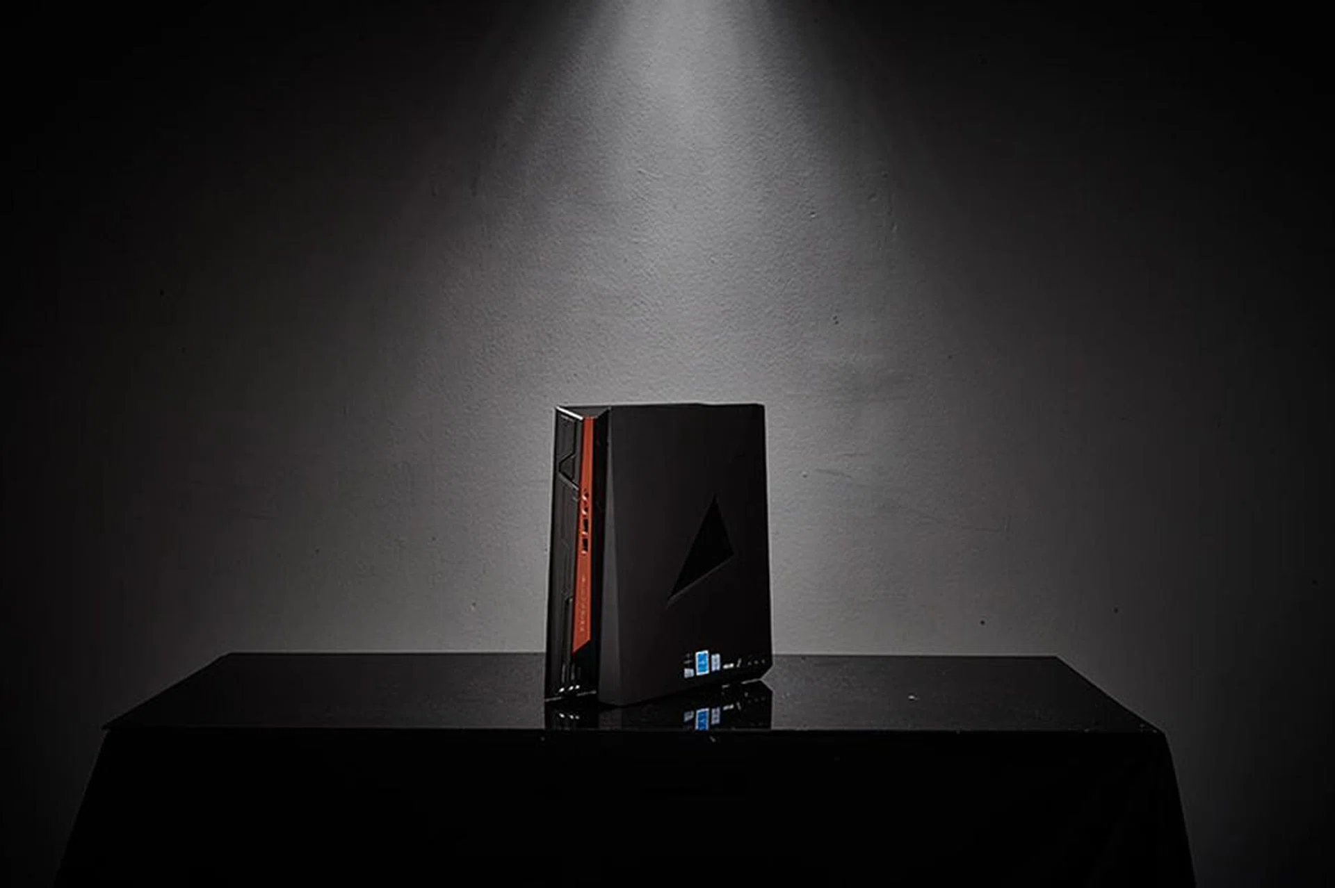 ASUS ROG GR8 II