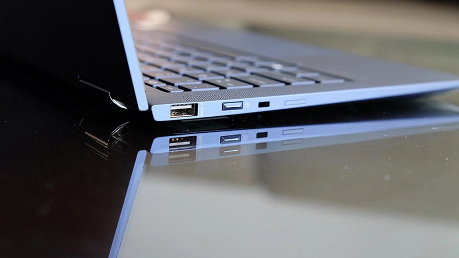HP Elite Dragonfly