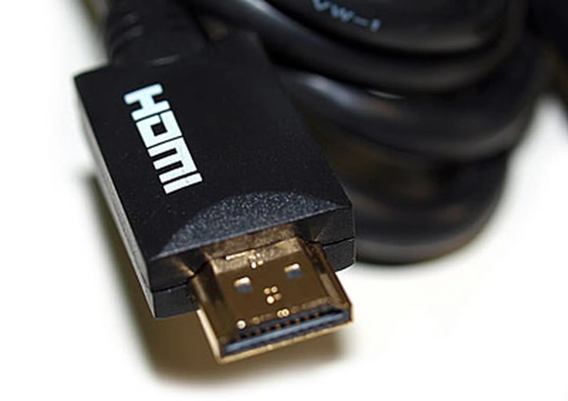 Cable makers are not allowed to market their cables by HDMI standard versions, such as 'HDMI 1.4 cable'.