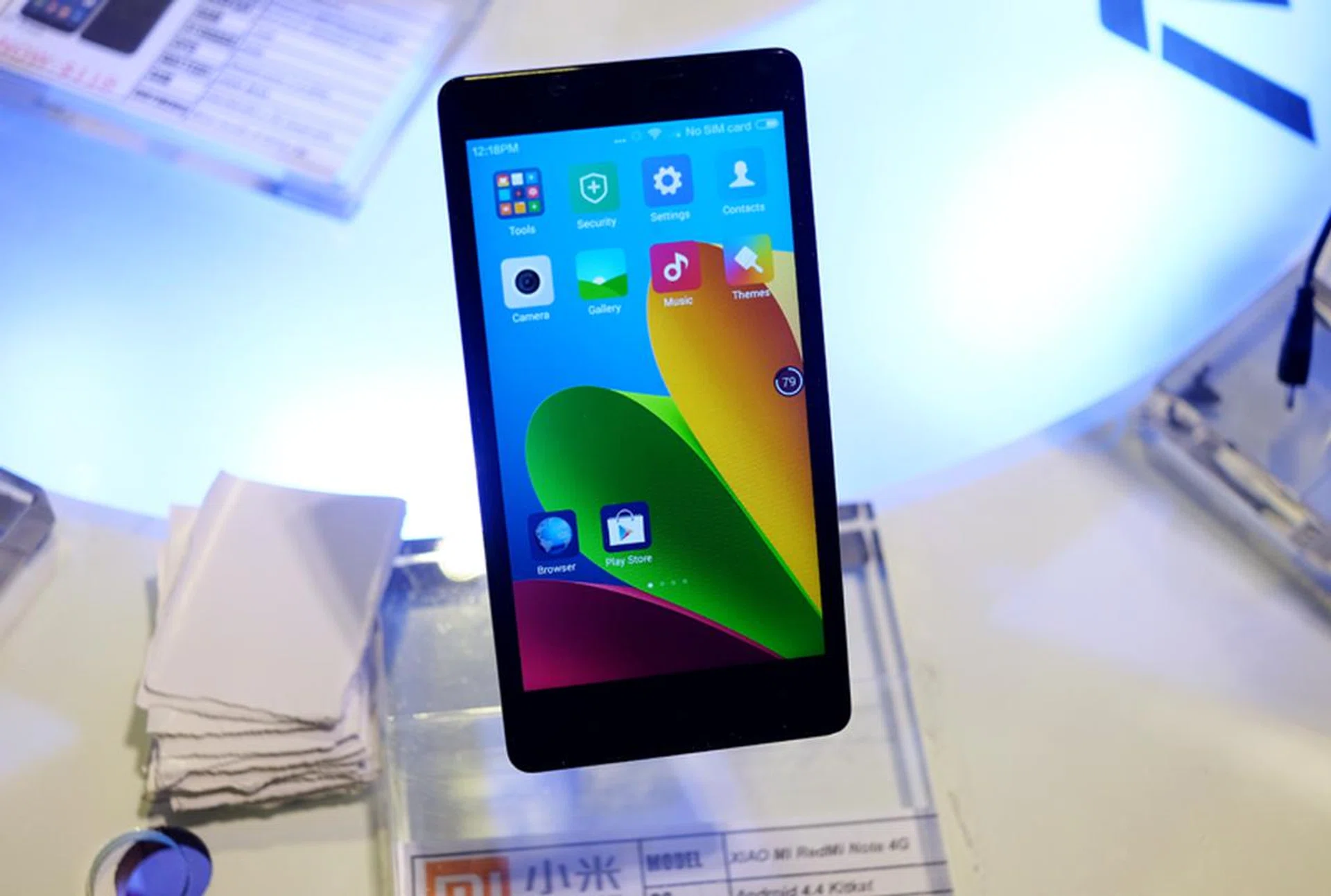 The Xiaomi Redmi Note 4G is one of the most affordable 4G phablets around and is armed with a 5.5-inch HD display,2GB RAM, and a Qualcomm Snapdragon 400 quad-core processor. Pick one up at CEE for just S$168 (usual price: S$229).