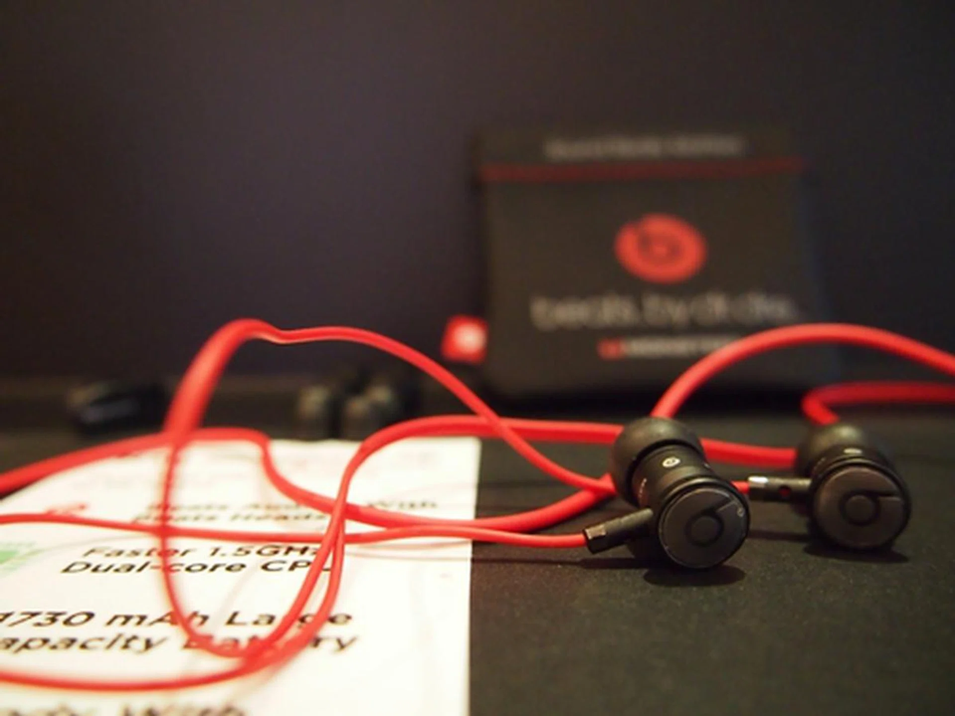 Want more bass? Packed with the HTC Sensation XE, the exclusive custom-made Beats headset comes with a remote control and extra earplugs.