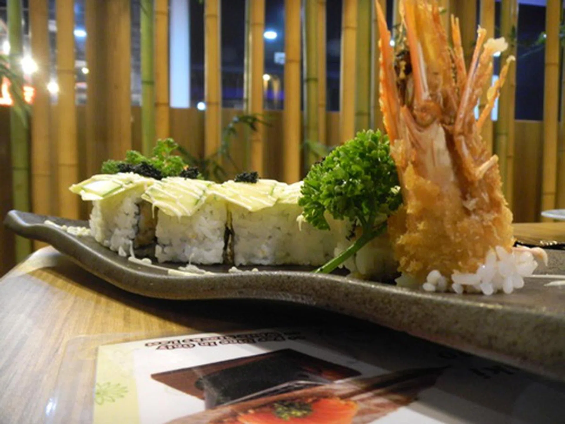 f/3.6, 6.3mm (35mm equivalent: 35mm), 1/4 sec, ISO400.