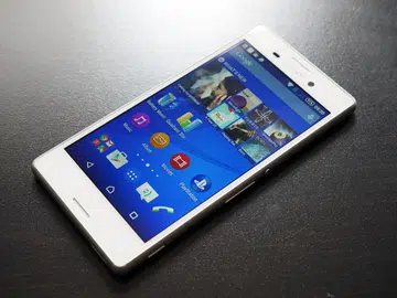 We reviewed the white version of the Xperia M4 Aqua. Notice how much the phone resembles the Sony Xperia Z3.