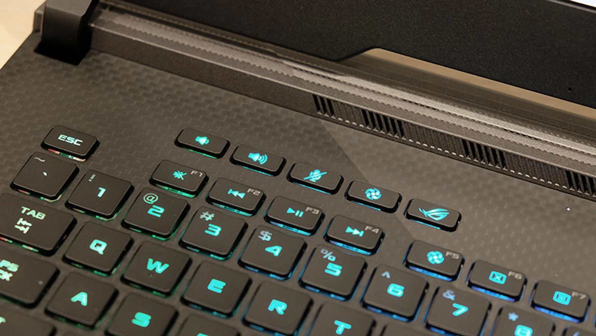 ASUS ROG Strix Scar III