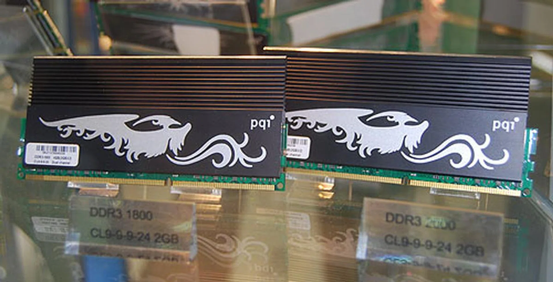  Some examples of PQI's memory modules, which are as fast (DDR3-2000) and as dense (2GB per stick) as one would expect.  