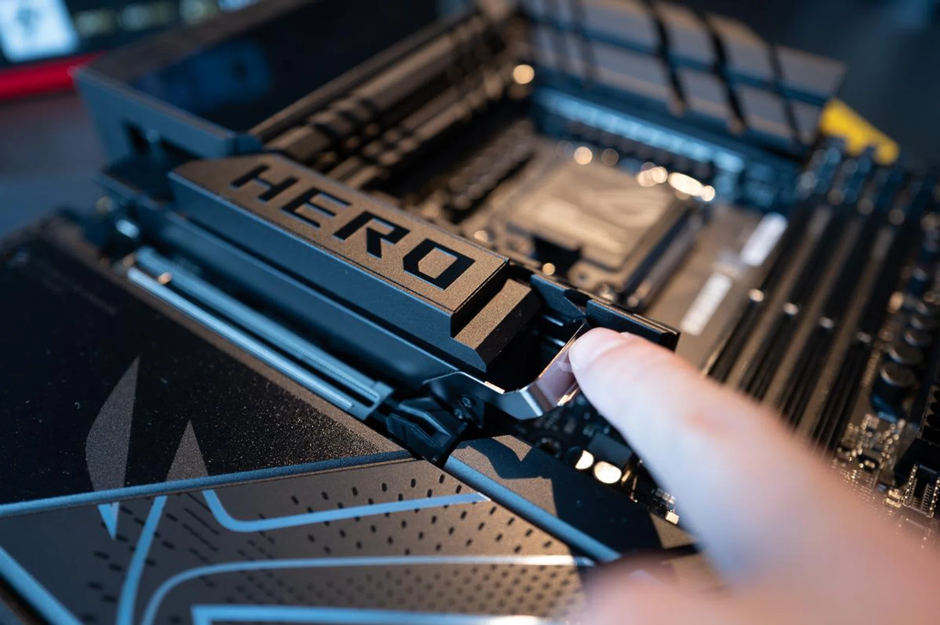 The new M.2 Q-Release is a brilliant design. PHOTO: HWZ