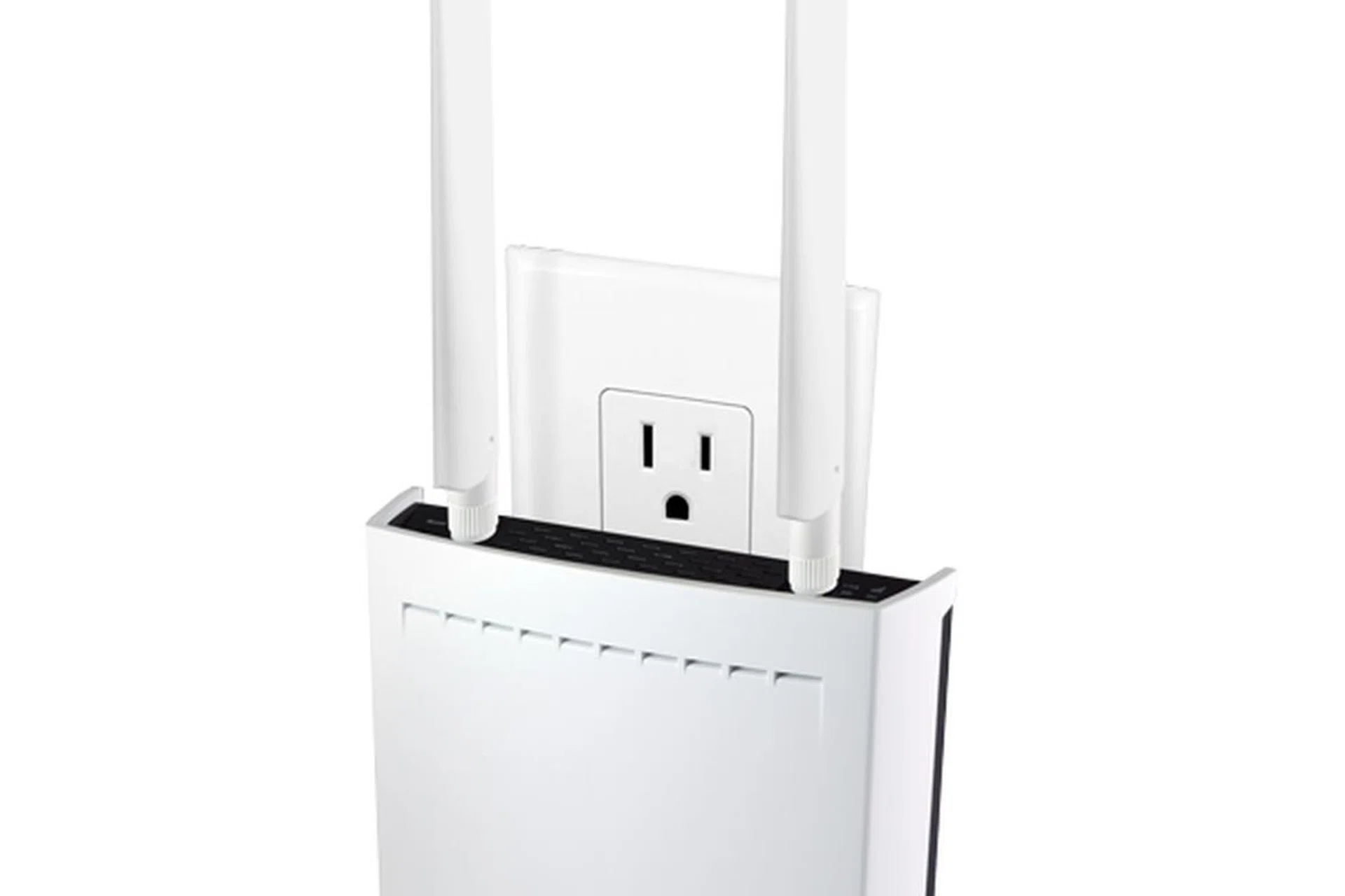 Amped Wireless REC44M Wi-Fi range extender.