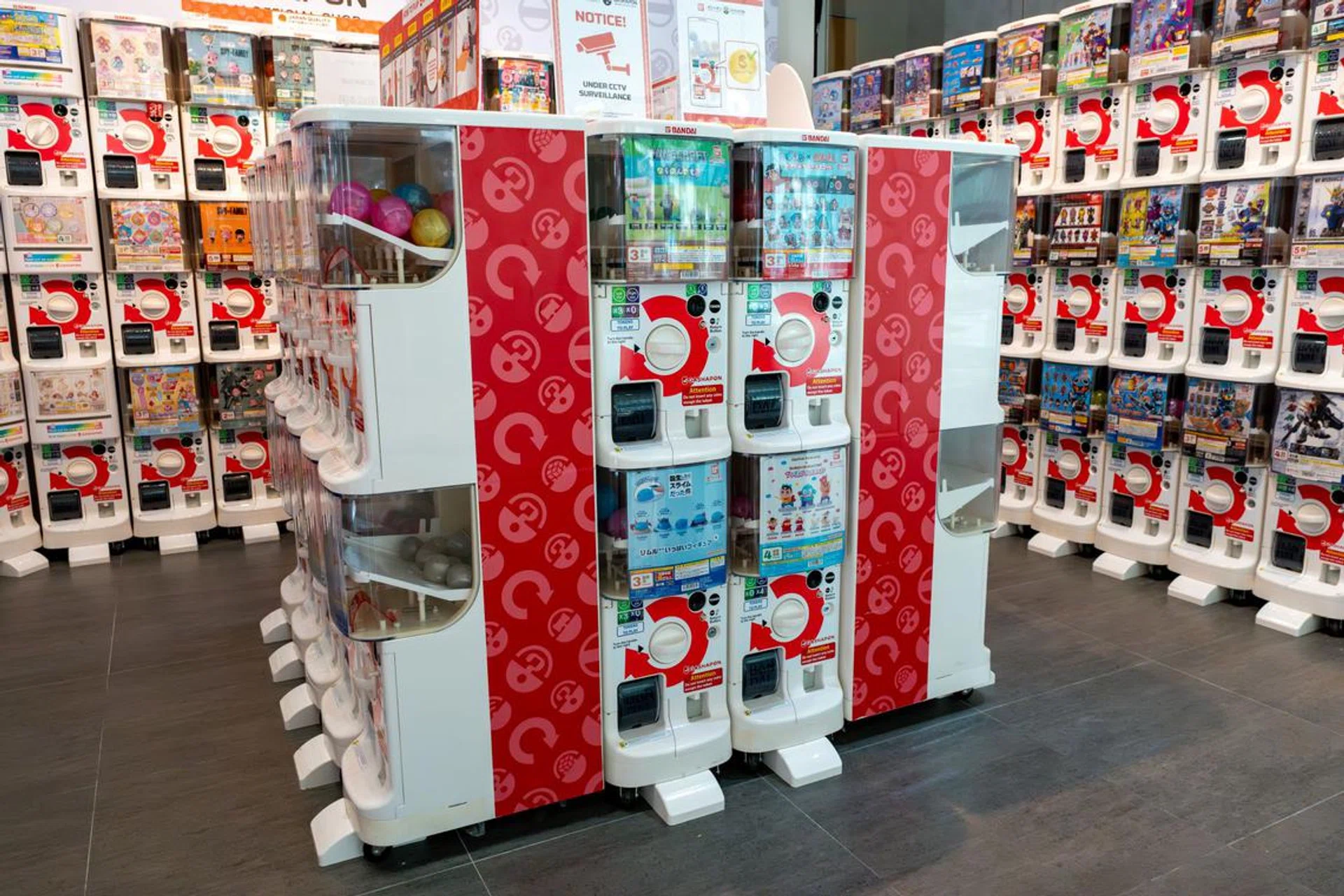 Gashapon Bandai Official