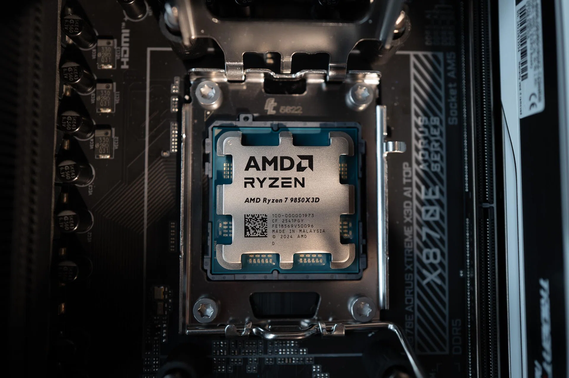 Ryzen 7 9850X3D
