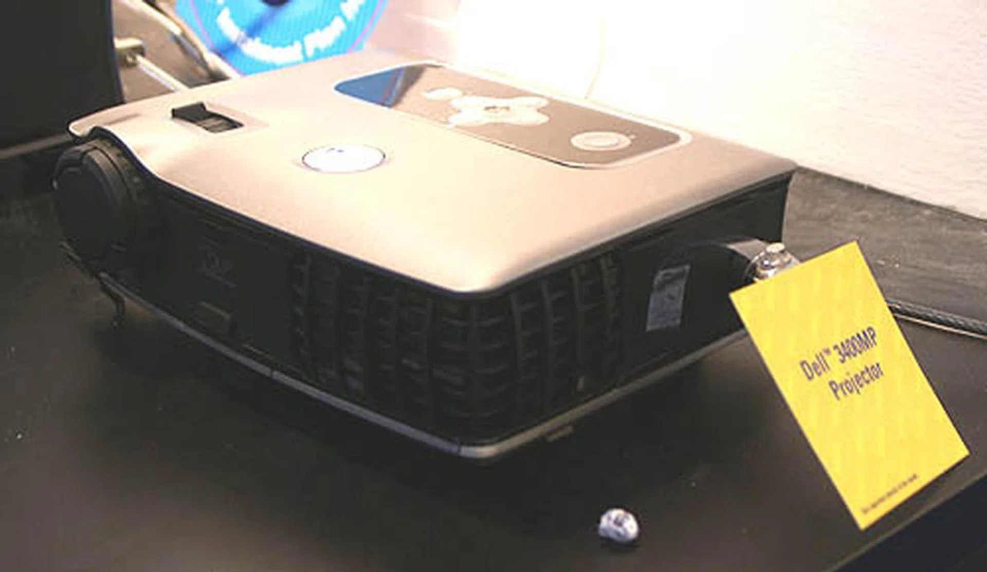 Dell's 3400MP is rated at 1500 ANSI lumens, weighs slightly more than 1kg and priced at $1899.