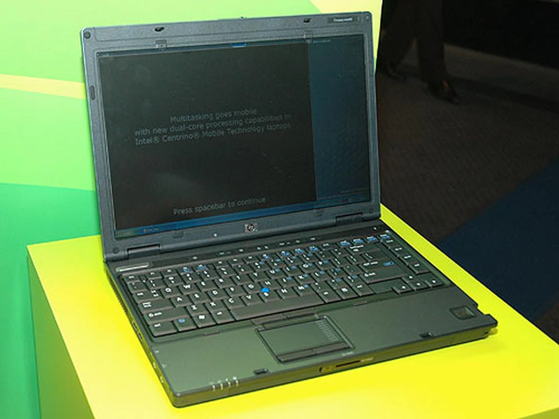 For users who want a combination of performance, connectivity and enhanced security, the HP Compaq nc6400 would be an attractive choice with its light 2.1kg and 29.1mm thin frame. It comes with a 14.1-inch widescreen display encased in a magnesium-alloy enclosure. Featuring either Intel Core Duo or Core Solo processors, the nc6400 also comes with HP Biometric Fingerprint Sensor, Smart card readers, TPM Embedded Security Chip v1.2 and HP Privacy Filter.