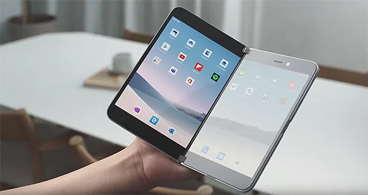 Are dual display phones the future? If they are, you've seen it first here.