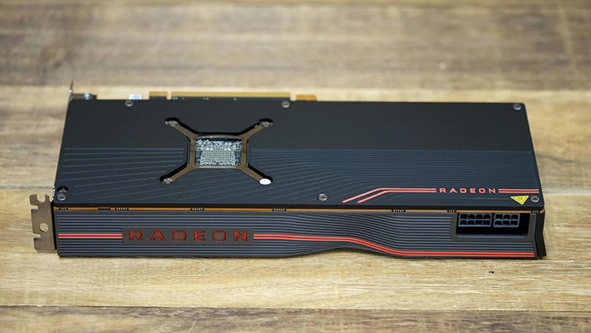 AMD Radeon RX 5700 XT