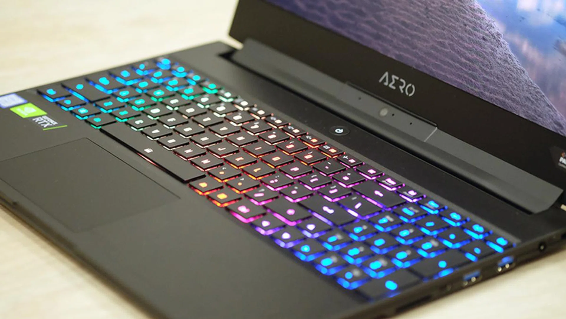 Gigabyte Aero 15 Classic XA