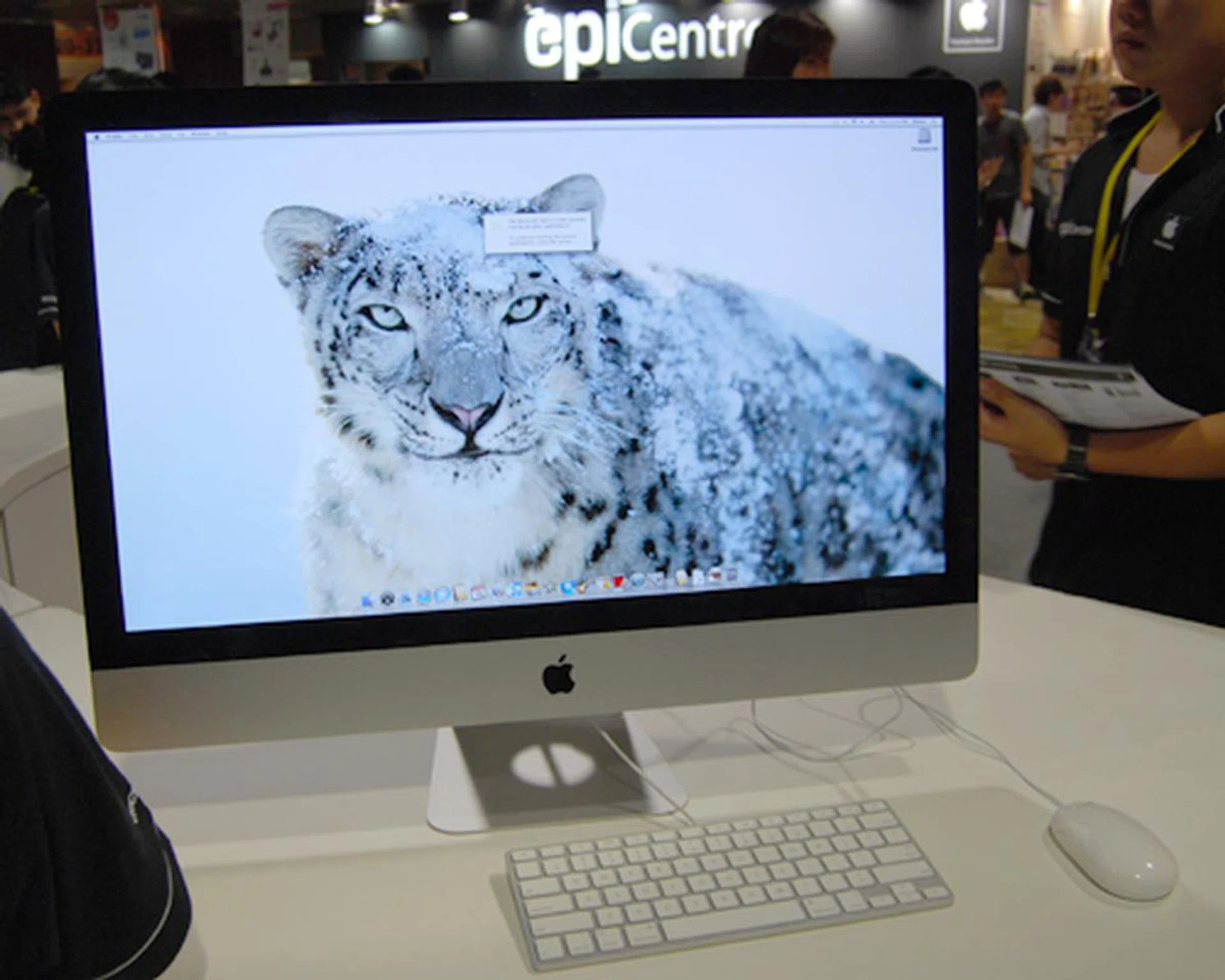 Looking for some serious computing firepower? The iMacs available at the Epicentre booth is set to entice you. From $1,788 to $3,398 for various configurations such as Intel Core 2 Duo or Core 2 i-5 varieties, you'll also get a Canon AIO printer, CLCD cleaning kit, and various other freebies for an additional $39.