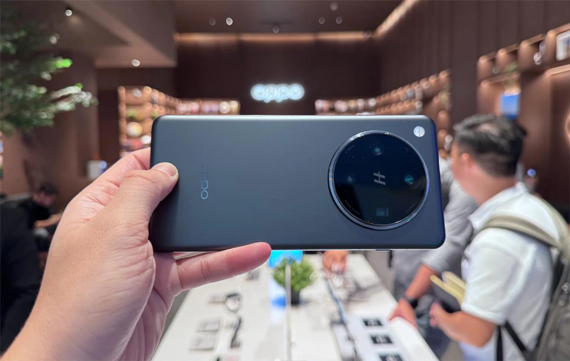 OPPO Find X8 Pro. Photo: HWZ.
