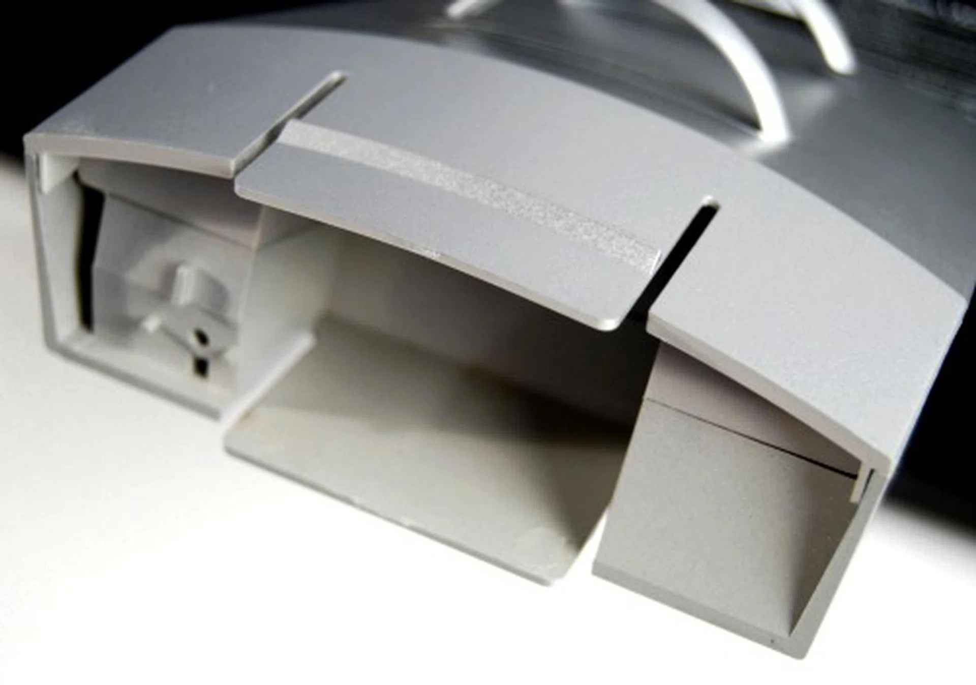 What the top of of the unit looks like when your remove the weighted base. 