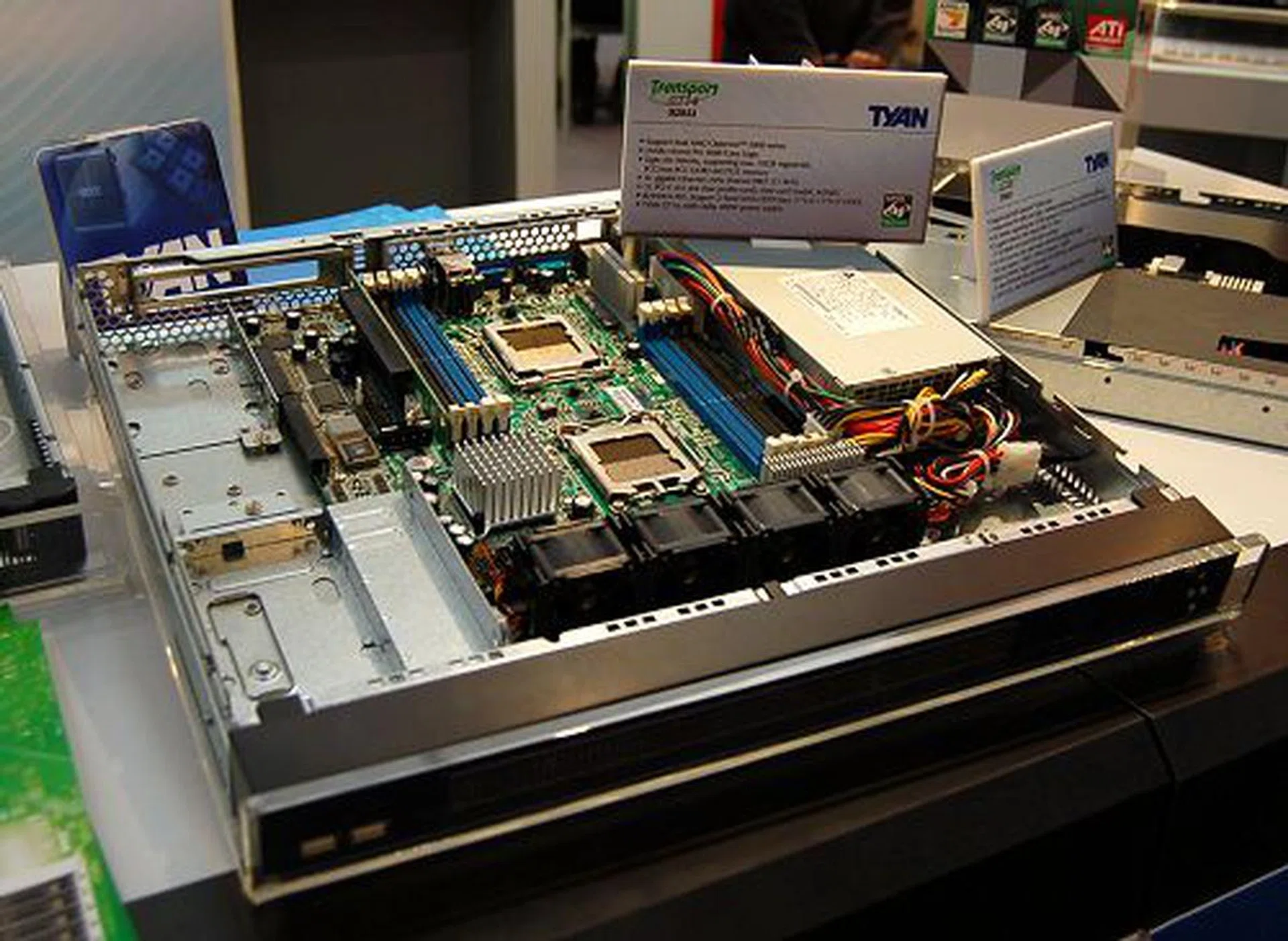  This is an AMD version of the above based on the nForce Professional 3600 MCP- the Tyan Transport GT14.  