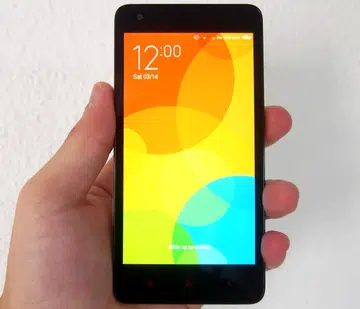 The Redmi 2 is Xiaomi's first new smartphone for 2015. It is also the first Xiaomi phone to be powered by a 64-bit processor.