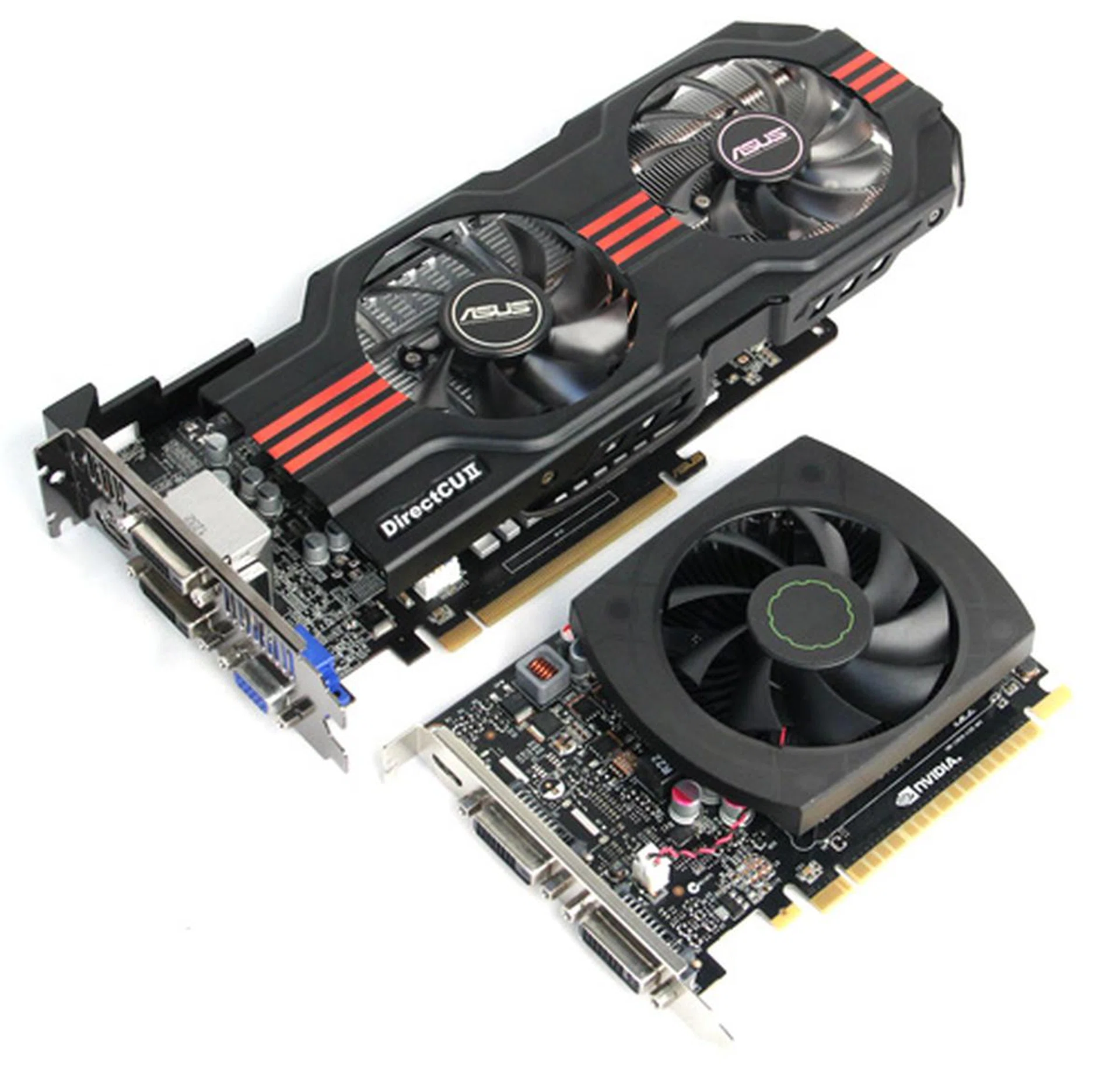 As you can see, ASUS's GTX 650 Ti is almost twice the size of NVIDIA's.