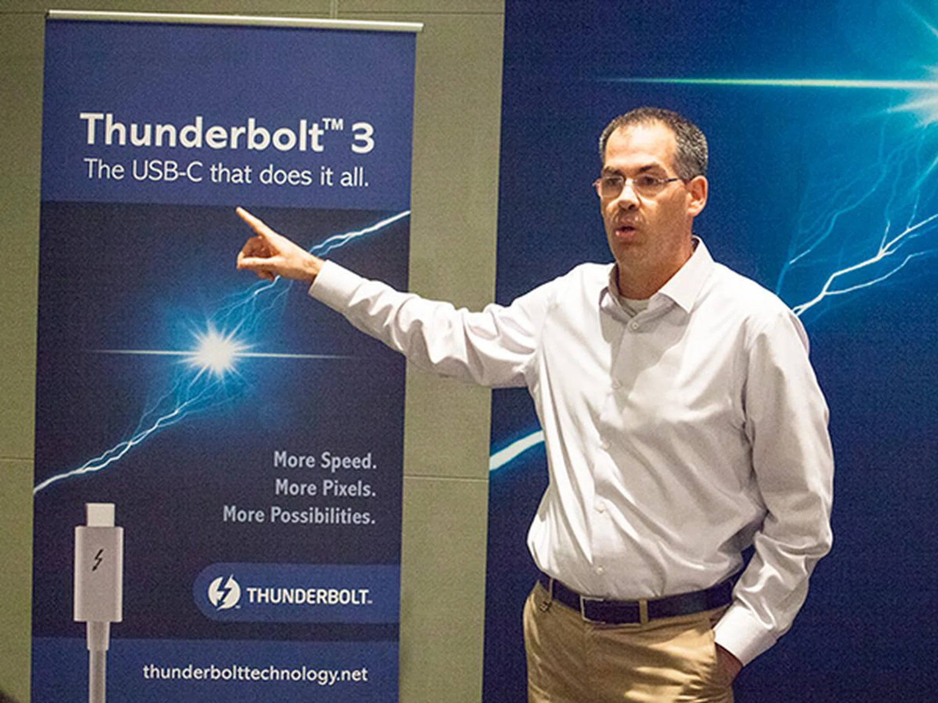 Shahaf Kieselstein, VP and General Manager for Client Computing Group, talked about the new Thunderbolt 3 standard and how it'll be the USB-C port that does it all.