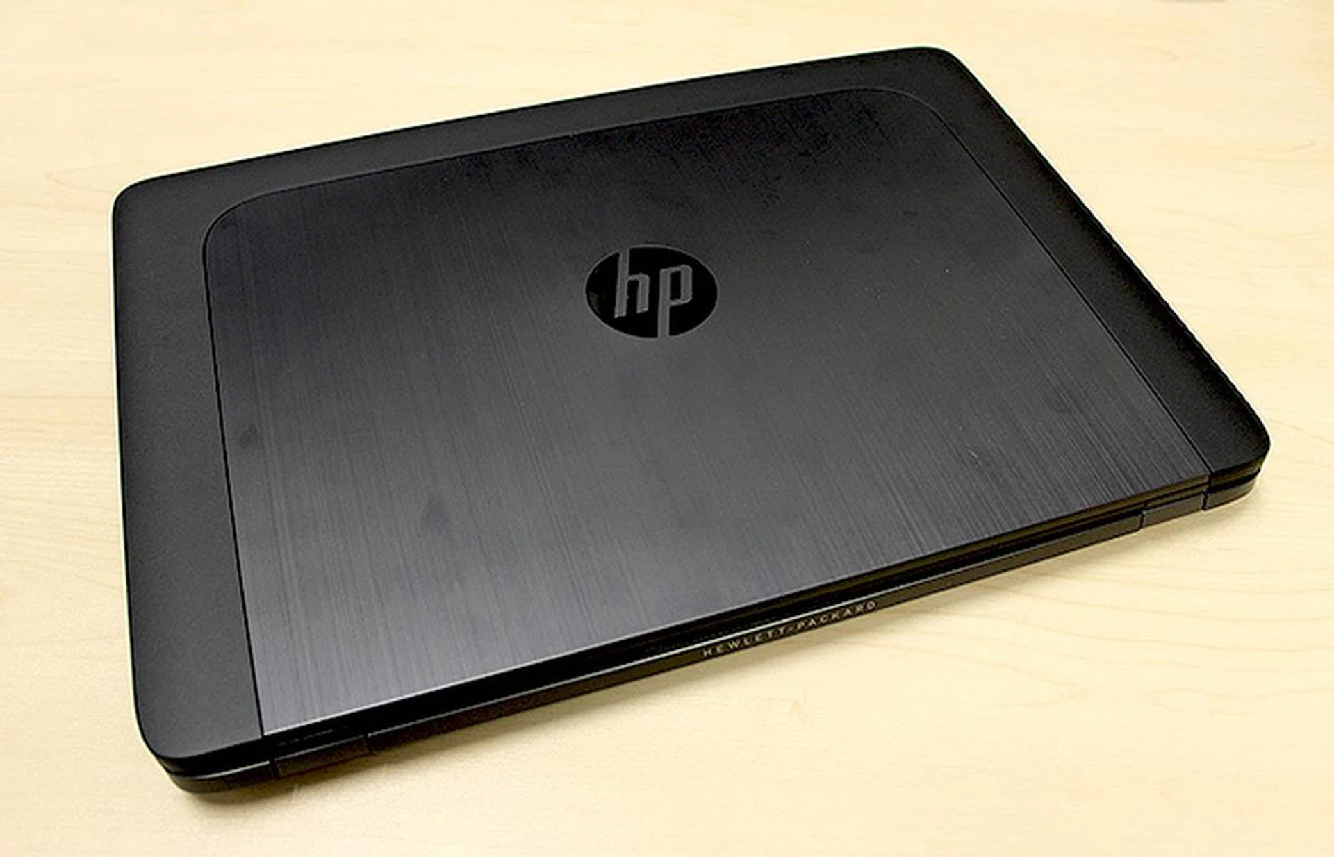 The HP ZBook 14 offers some benefits when running professional applications, but that advantage comes at a small premium.
