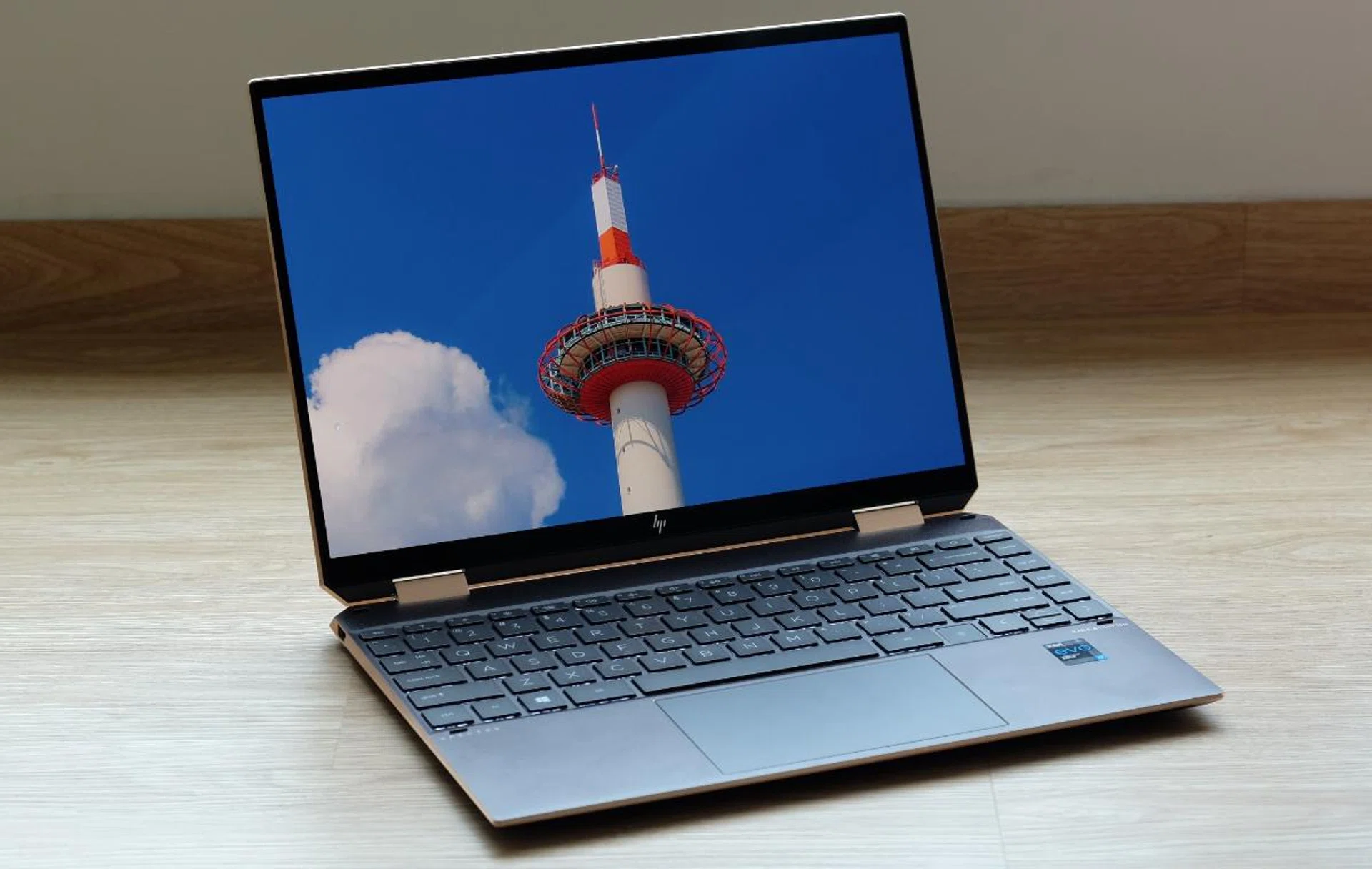 The Spectre x360 14 is a mostly excellent notebook. Pity that it costs so much.