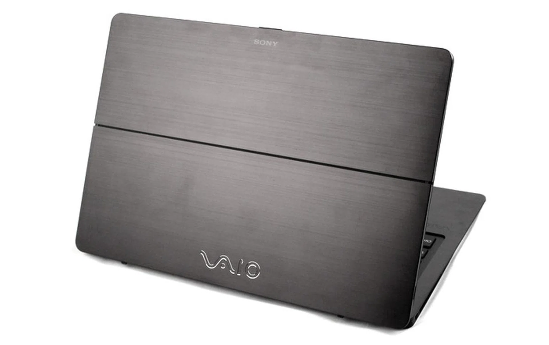 The solidly built hinge that sits midway behind the display, allows the machine to convert into a tablet, making transitions from tablet to notebook and back again, a worry-free experience.