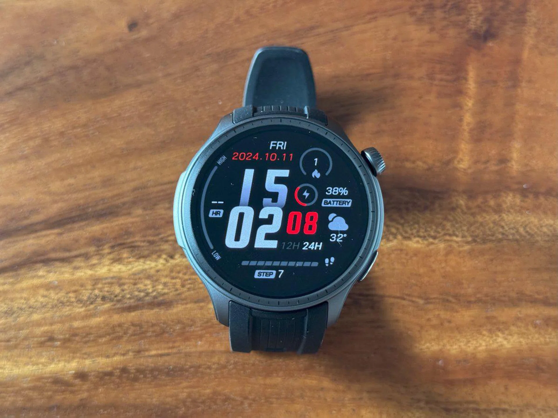 The Amazfit Balance smartwatch. Photo: HWZ