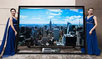 The Samsung 110S9 is the world’s largest commercial UHDTV. (Image source: Samsung Tomorrow.)
