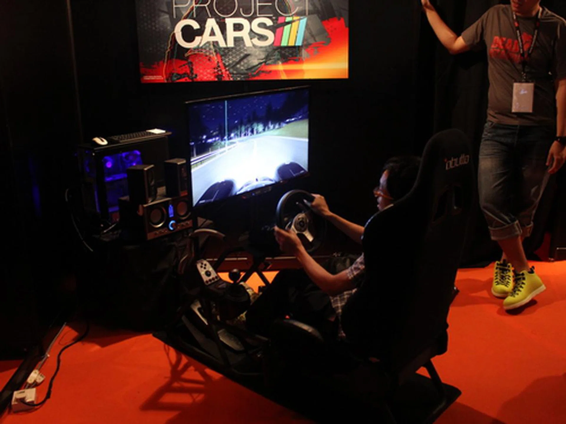 The demo of Project Cars was running on a PC, so we have no idea how it'll look like on consoles.