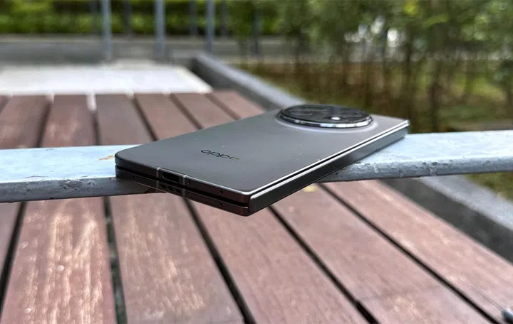 OPPO Find N5. Photo: HWZ.