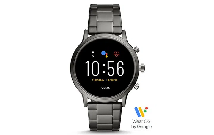 The Gen 5 Carlyle HR in Smoke Stainless Steel. (Image: Fossil.)